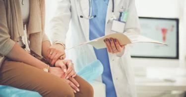 أكياس الشوكولاتة على المبيض