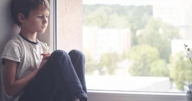 الأنانية عند الطفل الوحيد - الانطوائية عند الطفل الوحيد