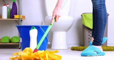 طريقة تنظيف الحمام