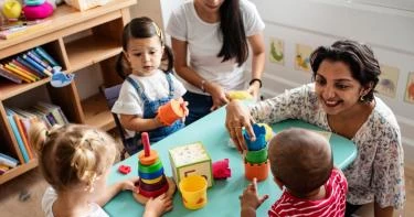 مشروع حضانة أطفال في المنزل