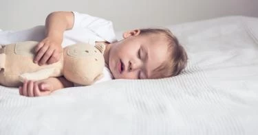 علاج النوم الخفيف عند الرضع