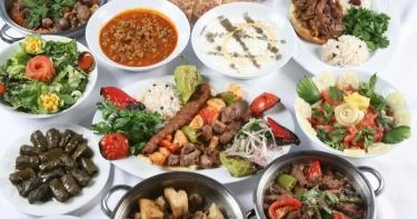 أشهر المأكولات التركية
