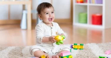 الألعاب المناسبة لعمر 6 شهور