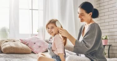 العناية بشعر الأطفال