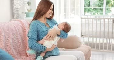 معلومات عن تربية الأطفال حديثي الولادة