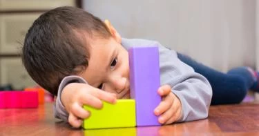 اختبار التوحد عند الرضع