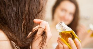 فوائد زيت الخروع للشعر المتساقط