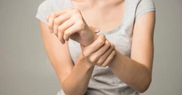 أعراض التهاب الكبد