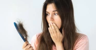 ارتفاع هرمون الذكورة عند النساء وتساقط الشعر