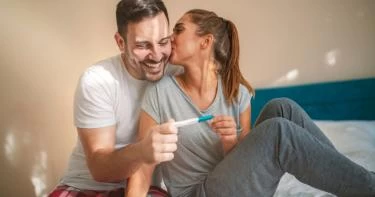 كيف أخبر زوجي أني حامل بطريقة رومانسية