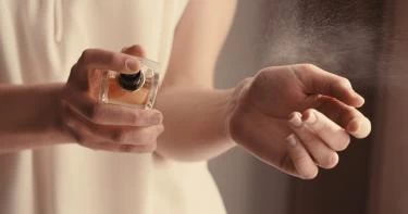طريقة عمل مثبت العطور
