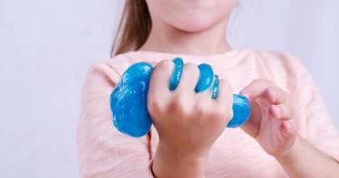 طريقة عمل السلايم في البيت