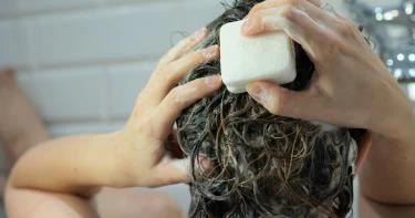 فوائد صابون زيت الزيتون للشعر