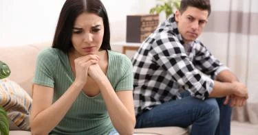 علامات تدل على استغلال الزوجة