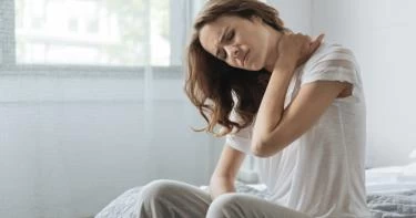  أعراض ضغط فقرات الرقبة على الأعصاب