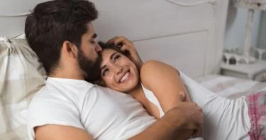 هل المرأة تقذف خلال الجماع