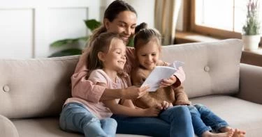علامات تؤكد نجاحك في تربية أطفالك