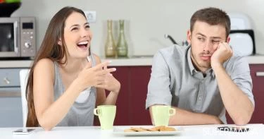 نصائح لتحسين مزاج زوجك