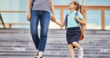 تأجيل العام الدراسي