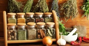 مكونات البهارات الإيطالية