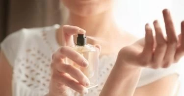 كيف تصنع عطر الليمون