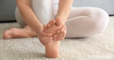 ما سبب برودة القدمين