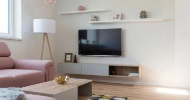 ديكورات للتلفزيون المعلق
