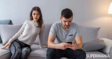 علامات الزوج المتزوج بالسر