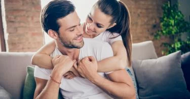 لماذا يحب الرجل المرأة القوية