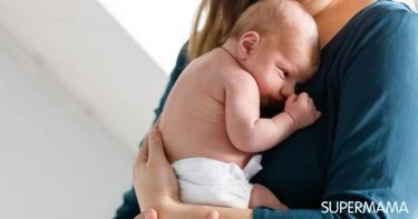 متى يثبت لون بشرة الطفل الرضيع