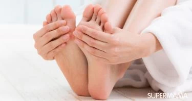 أسباب سخونة القدمين
