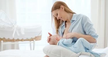 طفلي الرضيع يجوع بسرعة.. ما السبب؟