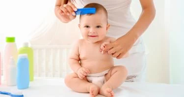 طرق ترطيب شعر الأطفال الرضع