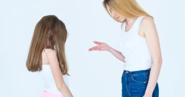 كيف أجعل ابني يعترف بخطئه
