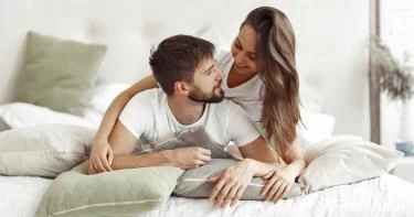 كيف أغري زوجي إذا كان زعلان