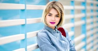 تسريحات الشعر للجبهة العريضة