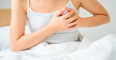 خروج دم من الثدي عند الضغط