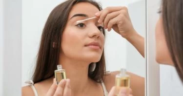 زيت الخروع للرموش