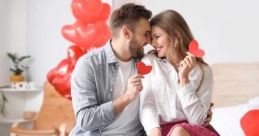 قائمة أغاني عيد الحب للاحتفال بليلة مميزة