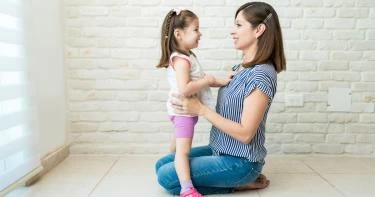 تعليم الأطفال السلوكيات الصحيحة من عمر ثلاث سنوات