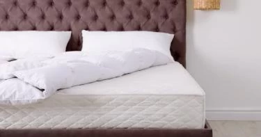 تنظيف مرتبة السرير ببيكربونات الصوديوم