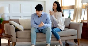هل يحب الرجل المراة التي تعتذر