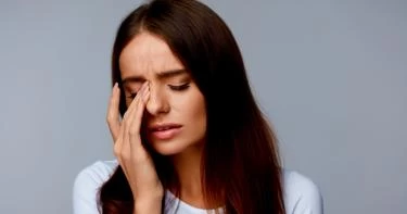 هل يمكن علاج تليف الشبكية بالأعشاب؟