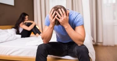 كيف يؤثر ضعف عضلات الحوض عند الرجال على العلاقة؟