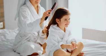 افضل كريم لشعر الاطفال بعد الاستحمام