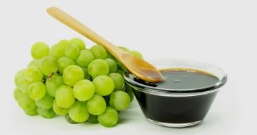 فوائد دبس العنب للبشرة