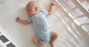صوت صفير عند التنفس للرضع