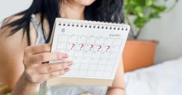 أسباب استمرار الدورة الشهرية لمدة شهر