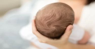 كيف أعرف أن رأس طفلي طبيعي؟