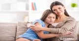 دليل سوبرماما للمواضيع الصعبة: كلمي ابنتك عن الدورة الشهرية